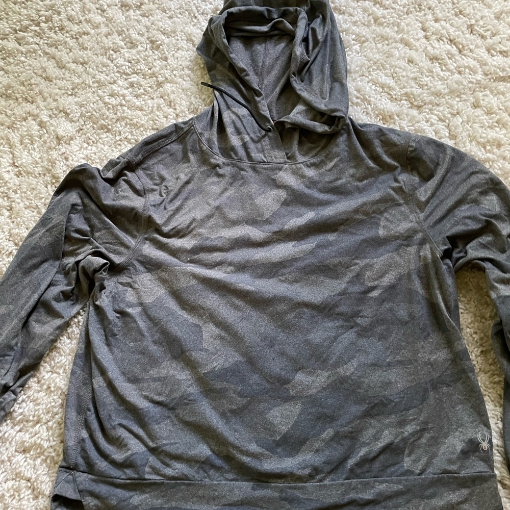 Spyder hoodie. Camo. Woman’s size large. Excellent condition
